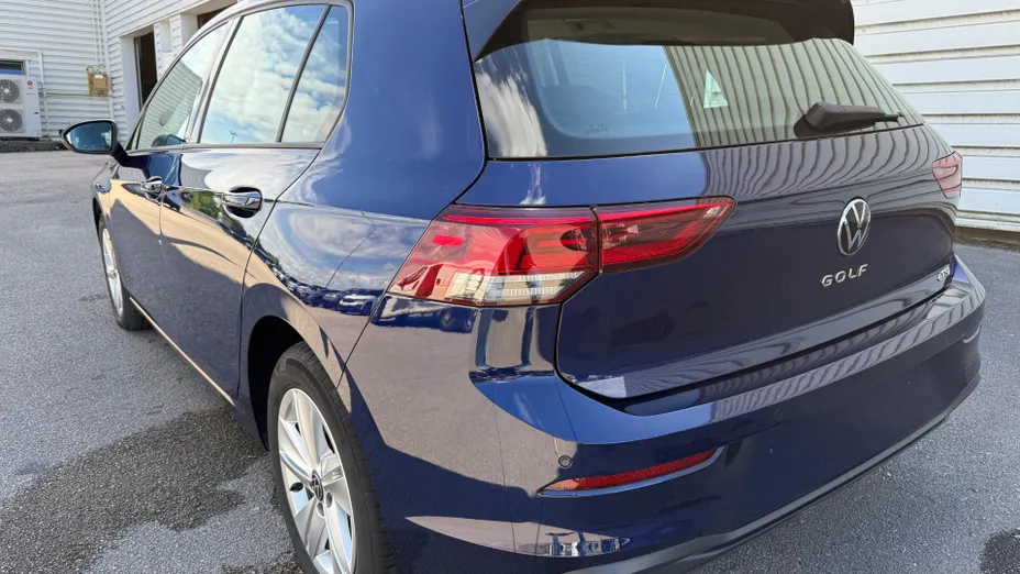 Volkswagen Golf -