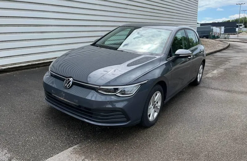 Volkswagen Golf -