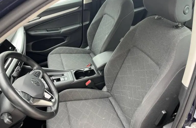 Volkswagen Golf -