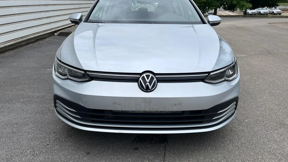 Volkswagen Golf -