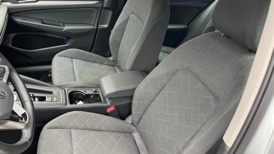 Volkswagen Golf -