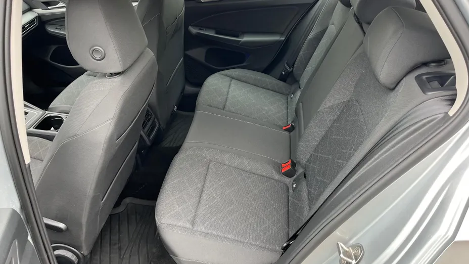 Volkswagen Golf -
