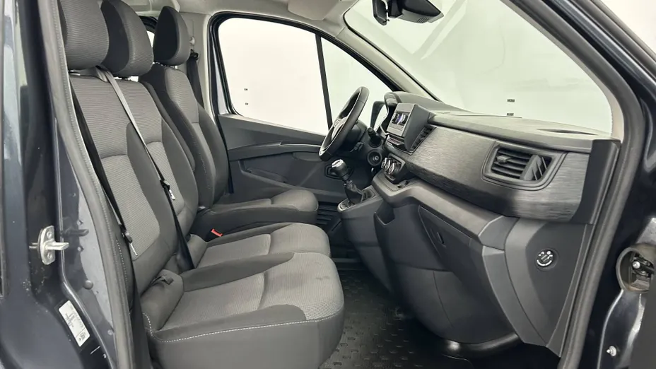 RENAULT Trafic -