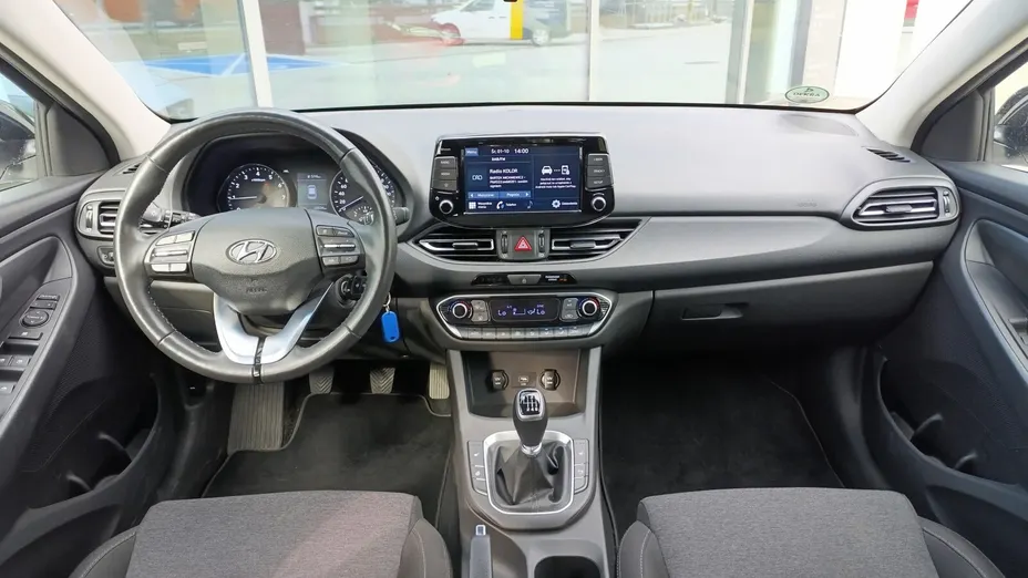 HYUNDAI i30 i30 1.0 T-GDI Smart