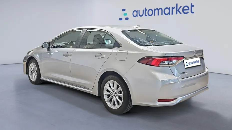 TOYOTA Corolla Corolla 1.5 Comfort