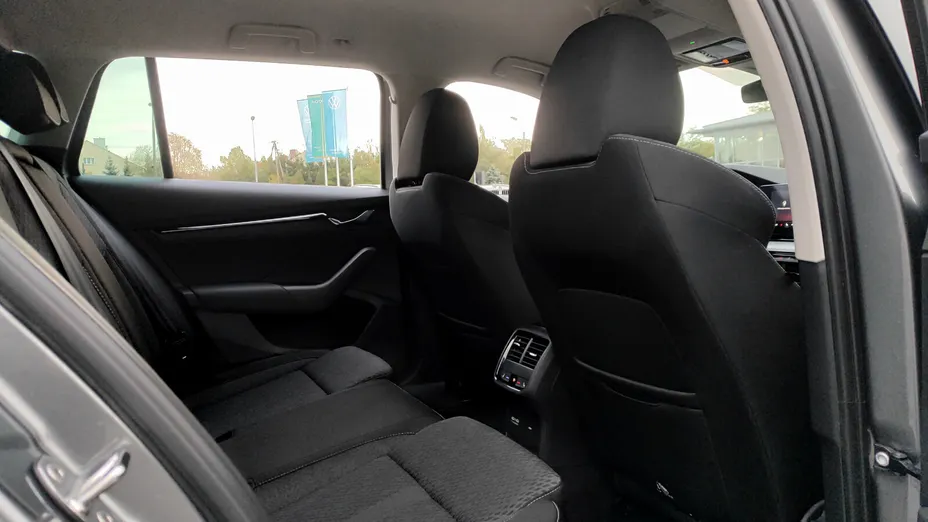 SKODA Octavia Octavia 2.0 TDI Ambition DSG