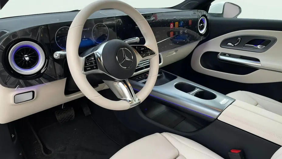 MERCEDES-BENZ CLA CLA 200 58kWh Nowy