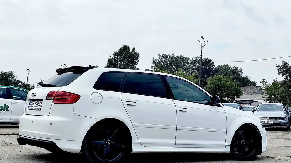 AUDI RS3 -