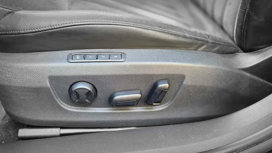 SKODA Superb Superb 2.0 TDI SCR Style DSG