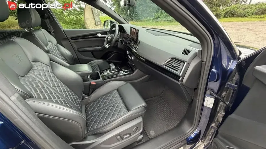 AUDI Q5 -