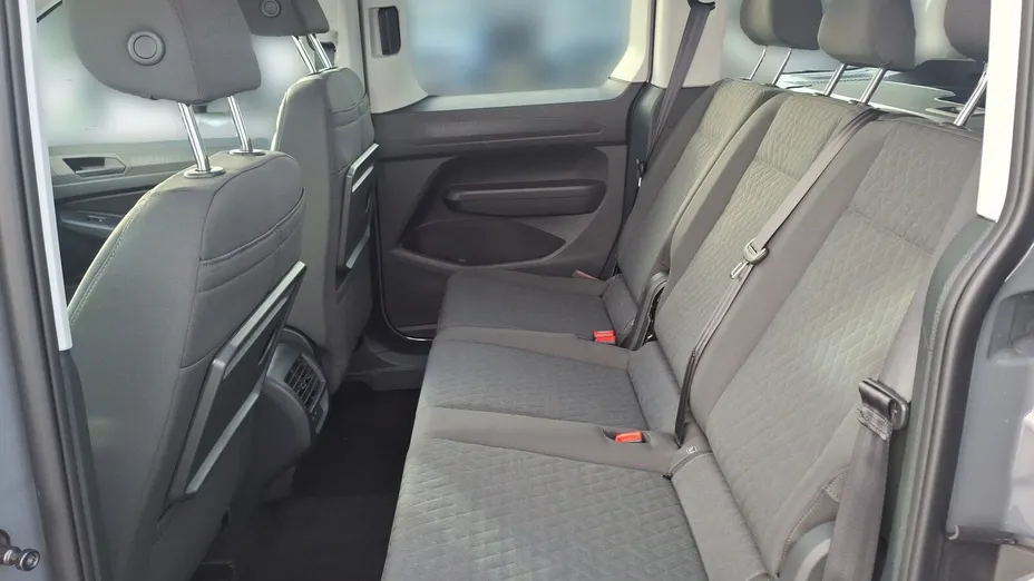VOLKSWAGEN Caddy osobowy Caddy 2.0 TDI Dark Label DSG Nowy