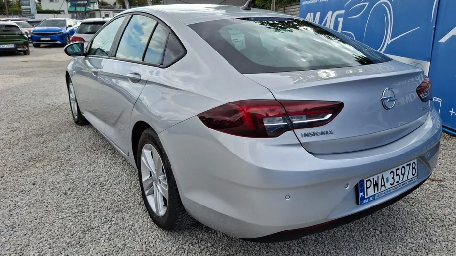 OPEL Insignia -