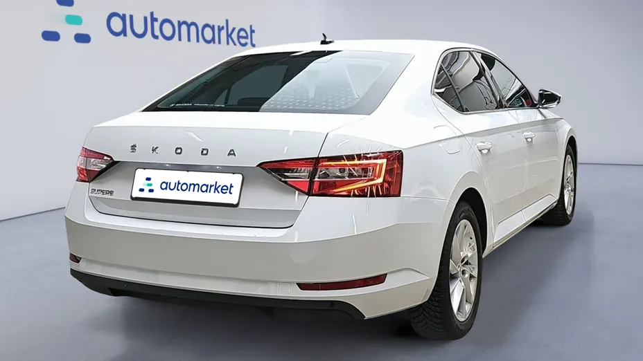 SKODA Superb Superb 2.0 TDI SCR Ambition DSG