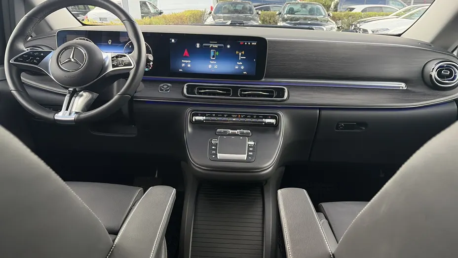 MERCEDES-BENZ V Klasa V 300 d 9G-Tronic Avantgarde (ekstra dł)