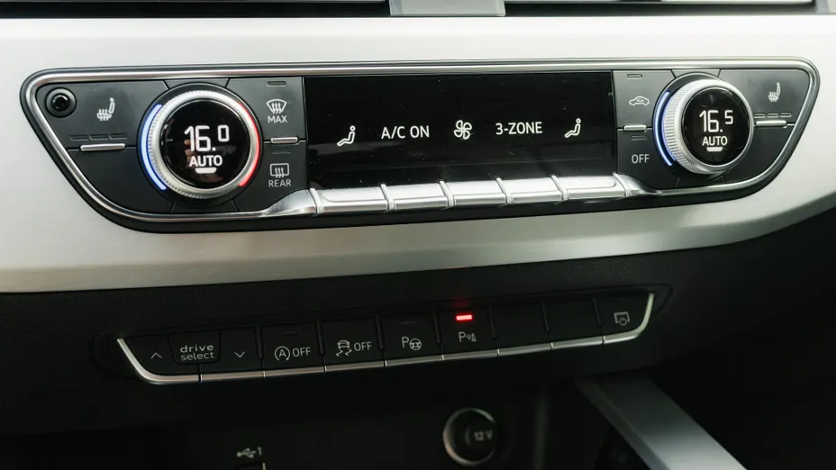 AUDI A4 A4 45 TFSI mHEV Quattro S Line S tronic