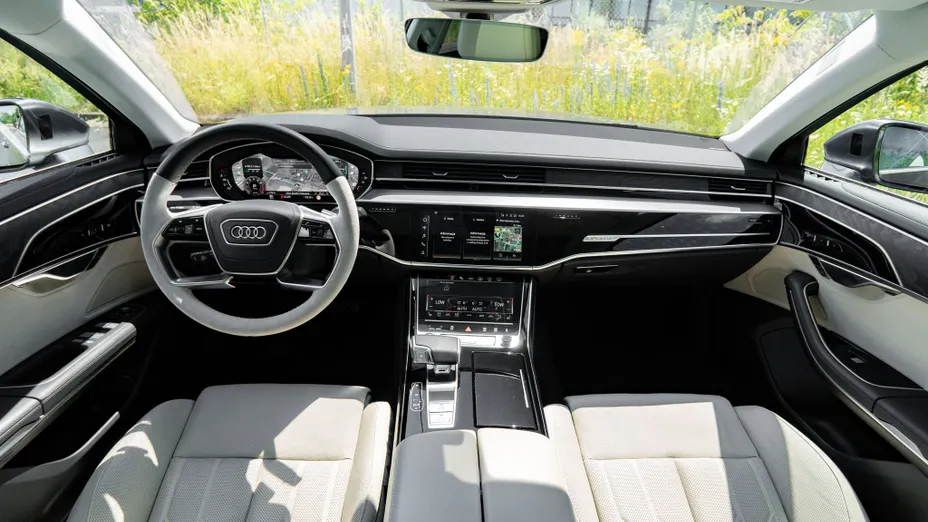AUDI A8 A8 L 55 TFSI mHEV Quattro Tiptr.