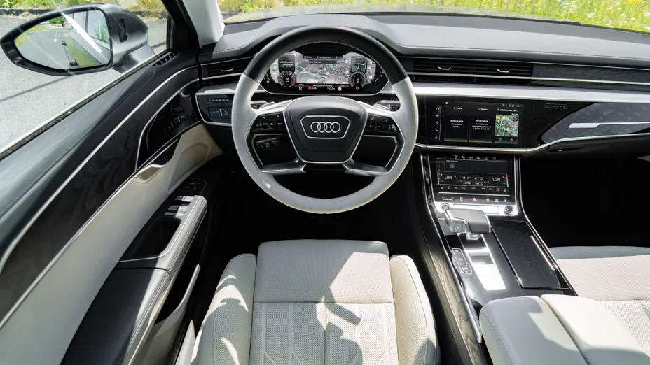 AUDI A8 A8 L 55 TFSI mHEV Quattro Tiptr.