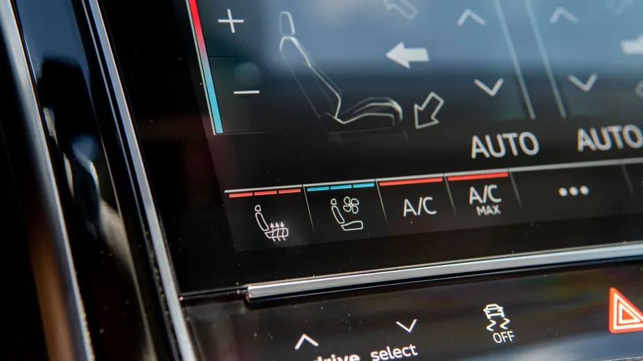 AUDI A8 A8 L 55 TFSI mHEV Quattro Tiptr.