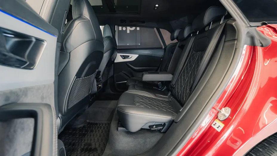 AUDI Q8 / E-Tron SQ8 TFSI Quattro Tiptronic