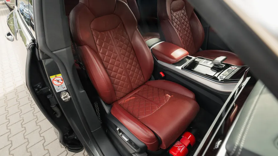 AUDI Q8 / E-Tron SQ8 TFSI Quattro Tiptronic