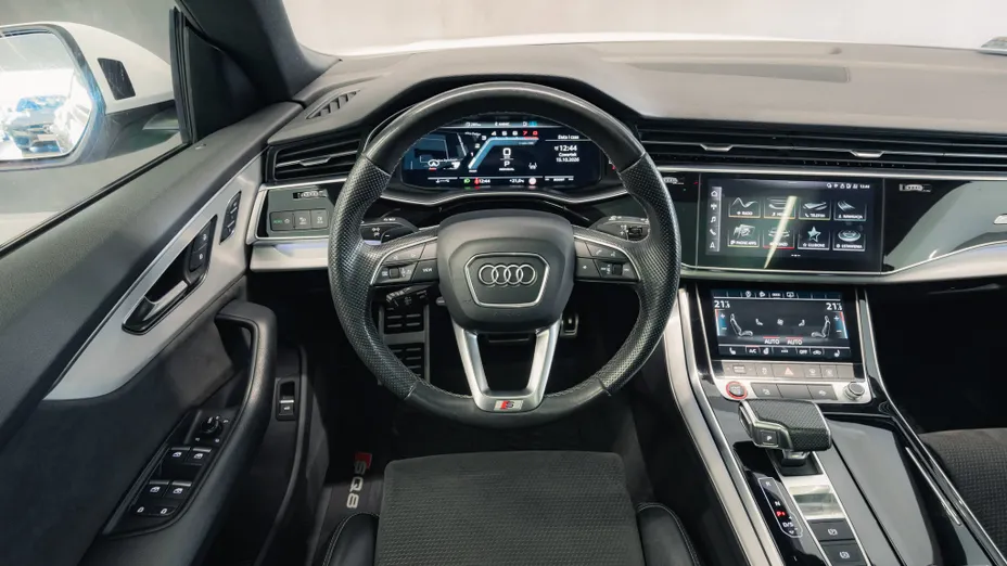 AUDI Q8 / E-Tron SQ8 TFSI Quattro Tiptronic