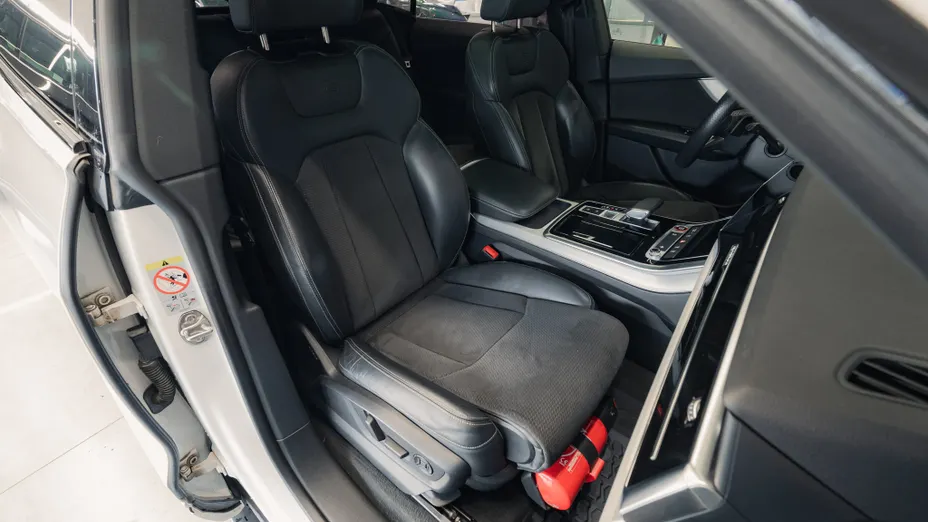 AUDI Q8 / E-Tron SQ8 TFSI Quattro Tiptronic