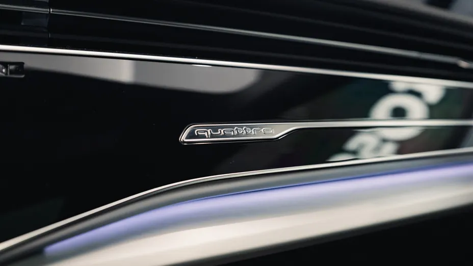 AUDI Q8 / E-Tron SQ8 TFSI Quattro Tiptronic