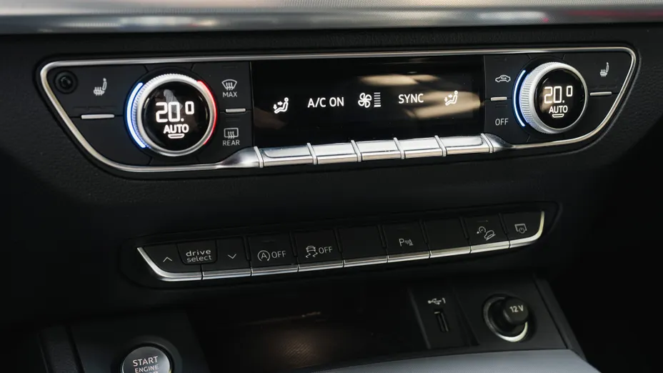 AUDI Q5 Q5 40 TDI mHEV Quattro S tronic