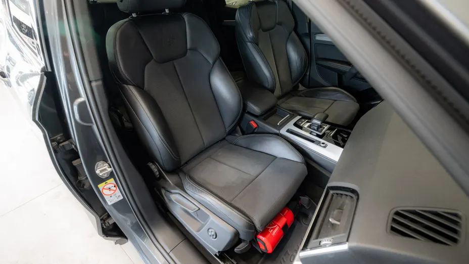 AUDI Q5 Q5 40 TDI mHEV Quattro S Line S tronic