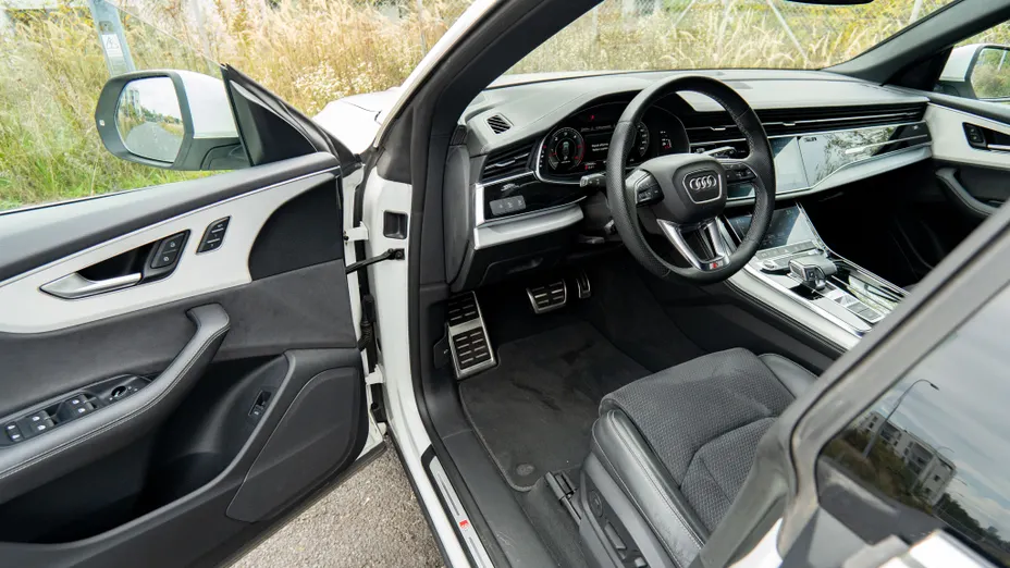 AUDI Q8 / E-Tron Q8 45 TDI mHEV Quattro Tiptronic
