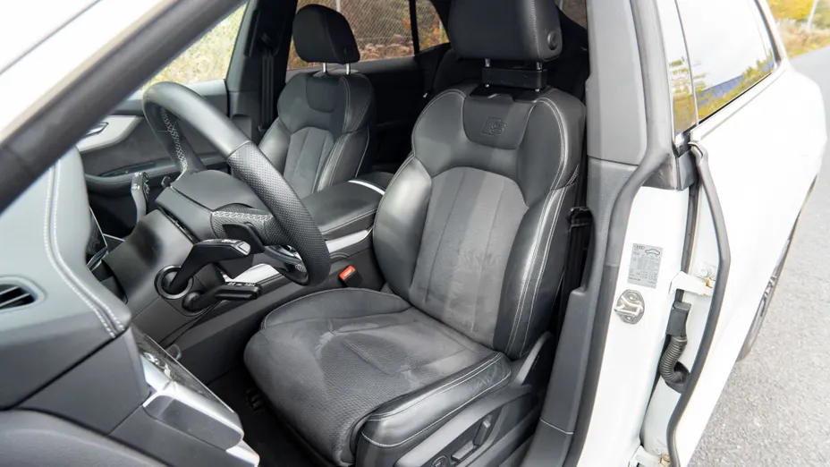 AUDI Q8 / E-Tron Q8 45 TDI mHEV Quattro Tiptronic