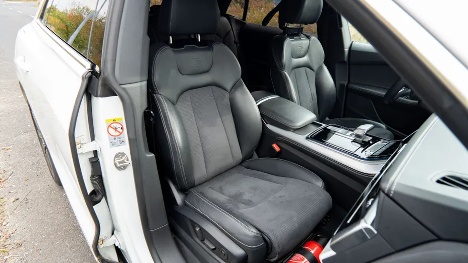 AUDI Q8 / E-Tron Q8 45 TDI mHEV Quattro Tiptronic