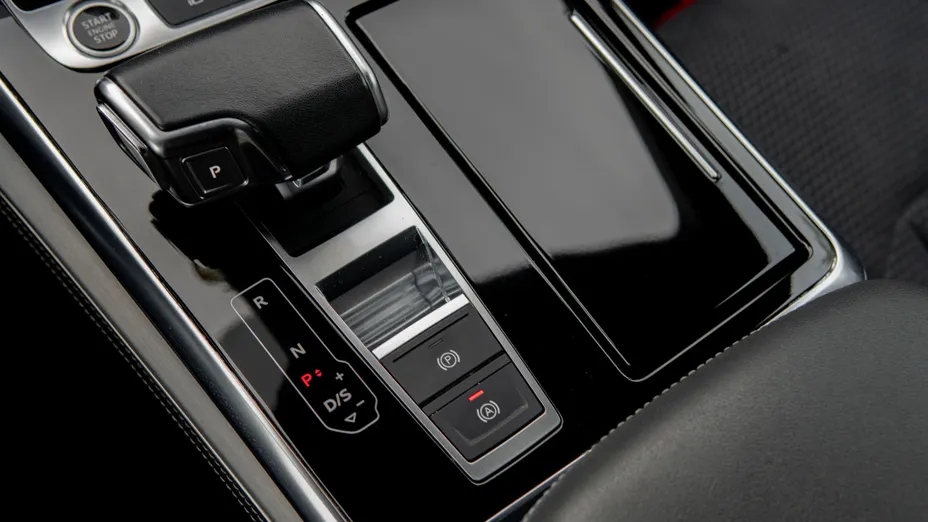 AUDI Q8 / E-Tron Q8 45 TDI mHEV Quattro Tiptronic
