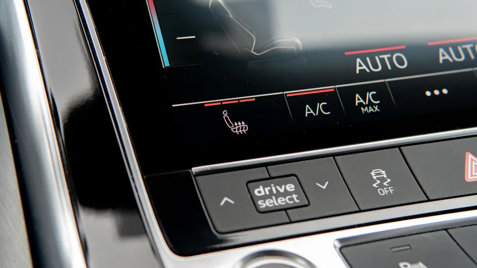 AUDI Q8 / E-Tron Q8 45 TDI mHEV Quattro Tiptronic