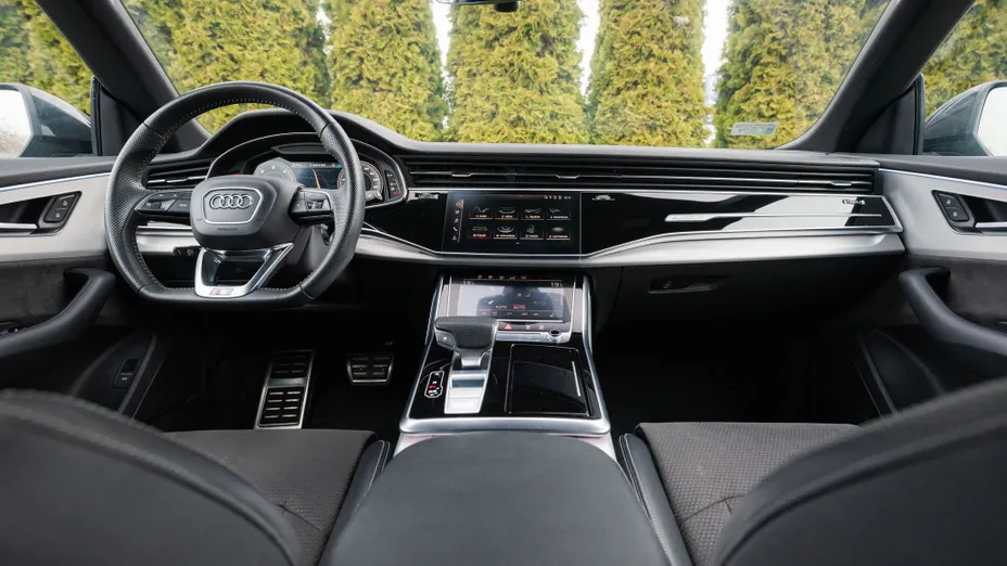 AUDI Q8 / E-Tron Q8 50 TDI mHEV Quattro Tiptronic