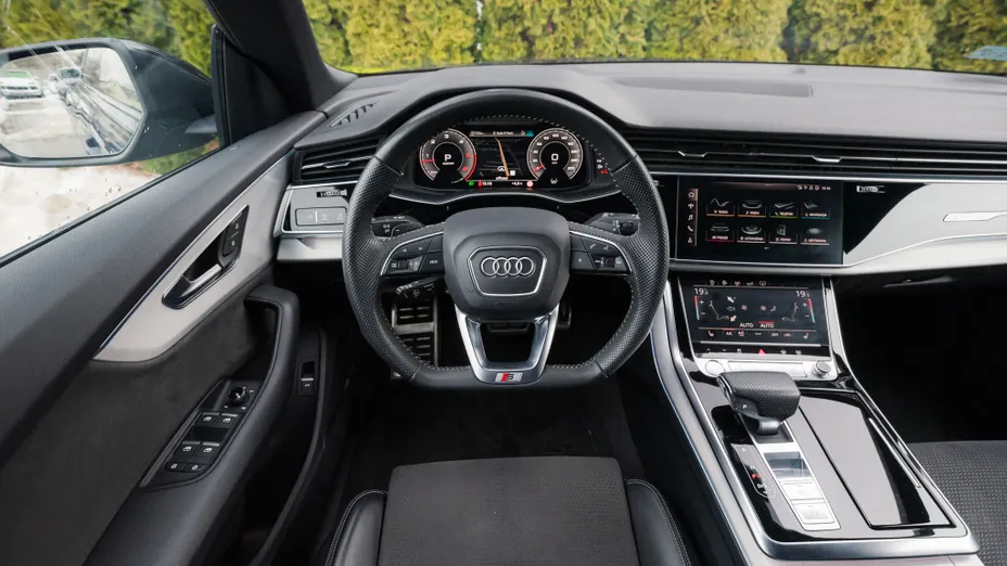 AUDI Q8 / E-Tron Q8 50 TDI mHEV Quattro Tiptronic