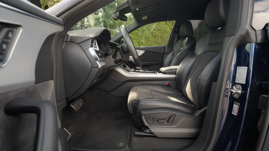 AUDI Q8 / E-Tron Q8 50 TDI mHEV Quattro Tiptronic