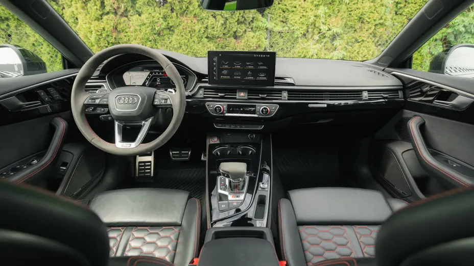 AUDI A5 RS5 Quattro Tiptronic