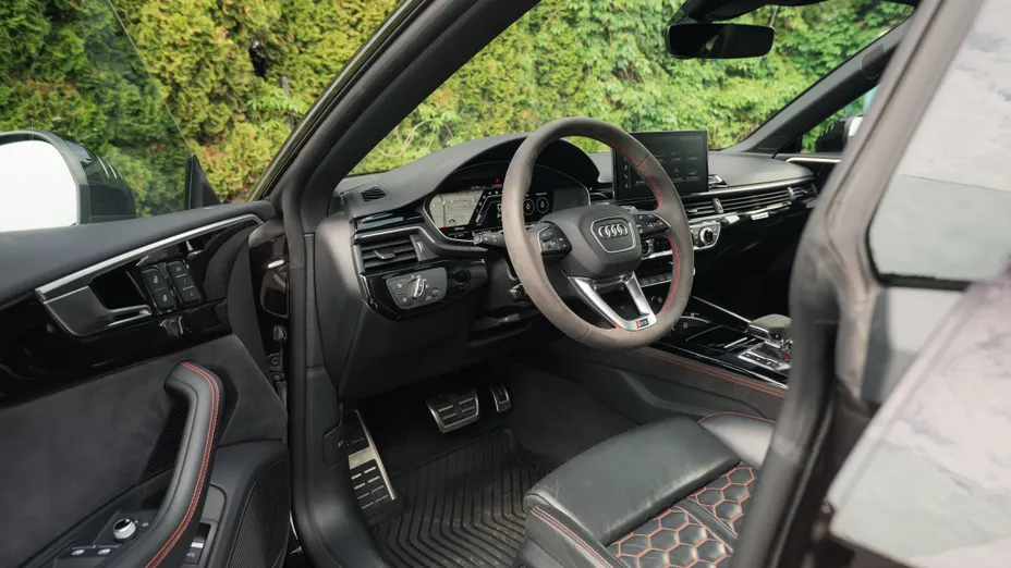 AUDI A5 RS5 Quattro Tiptronic