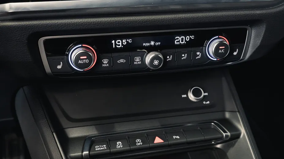 AUDI Q3 Q3 RS S tronic