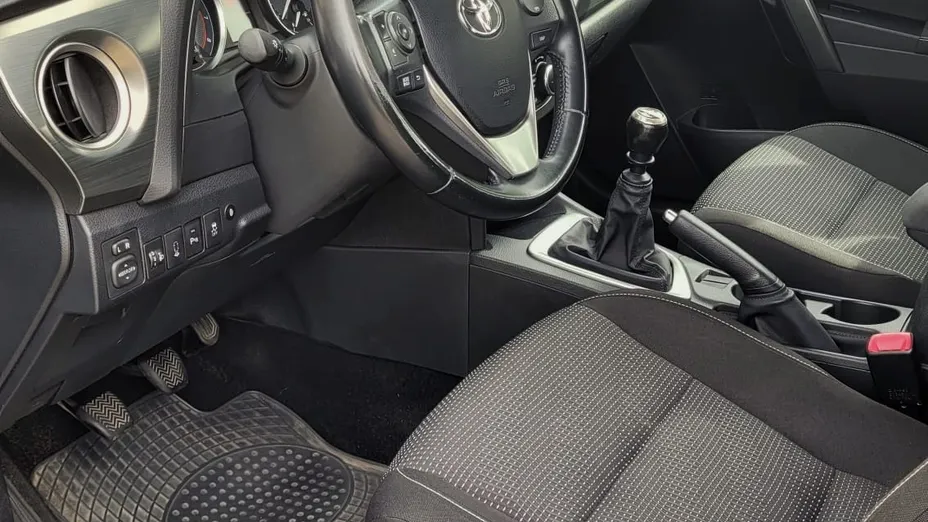 TOYOTA Auris Auris 1.6 Premium