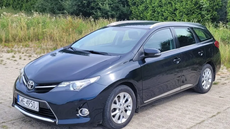 TOYOTA Auris Auris 1.6 Premium