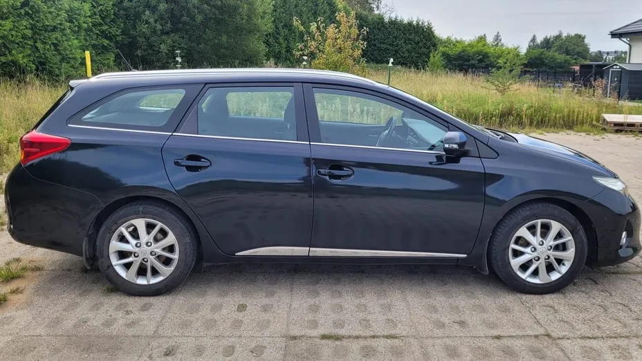 TOYOTA Auris Auris 1.6 Premium