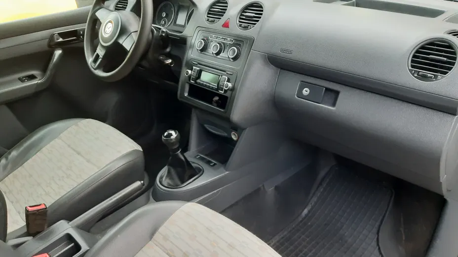 VOLKSWAGEN Caddy Caddy 1.6 TDI Comfortline Edition