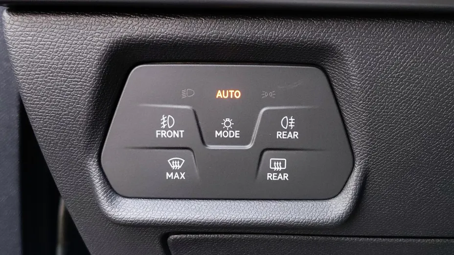 CUPRA Leon Leon 1.5 eTSI mHEV DSG