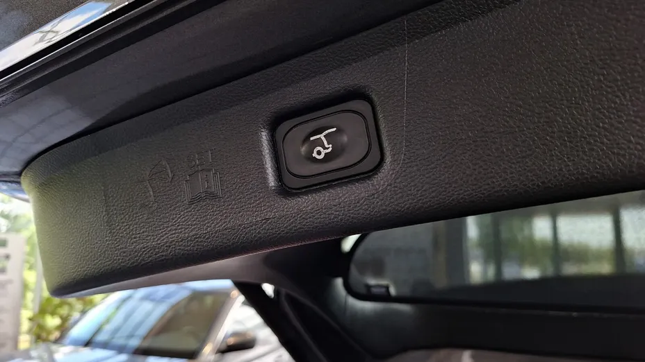 FORD S-MAX S-MAX 2.5 Hybrid Titanium CVT 7os.