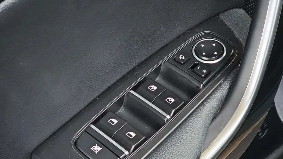 KIA Cee'd Ceed 1.5 T-GDI Business Line DCT
