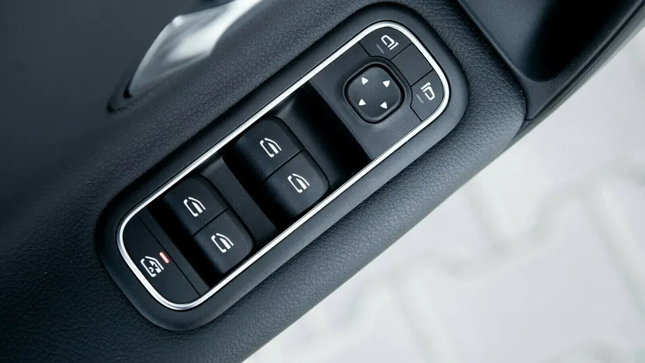 MERCEDES-BENZ CLA CLA 200 mHEV 7G-DCT