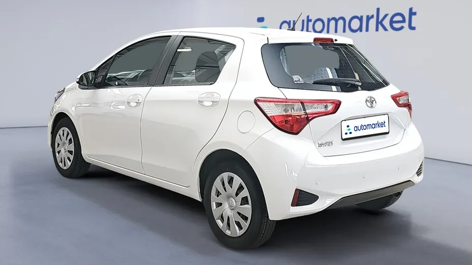 TOYOTA Yaris Yaris 1.0 Active
