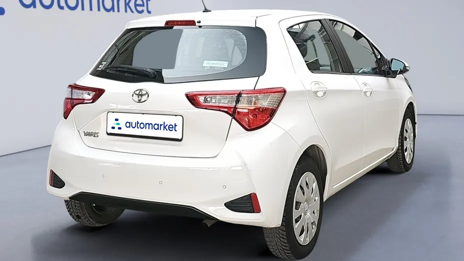 TOYOTA Yaris Yaris 1.5 Active